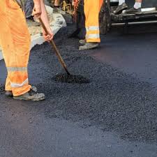 Best Gravel Driveway Installation  in Wenona, IL